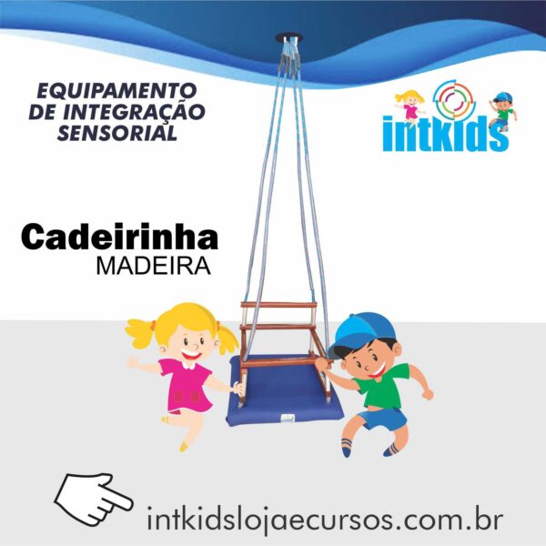 cadeirinha madeira